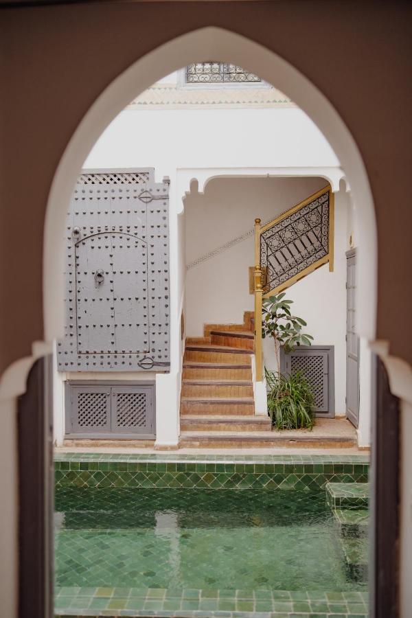 Riad Outsite