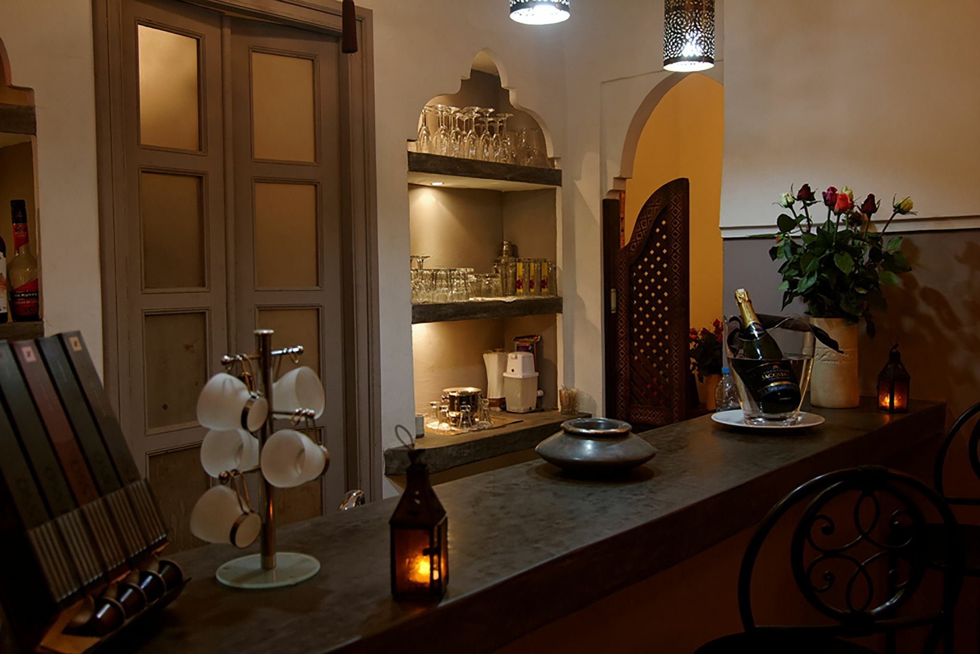 Riad Outsite