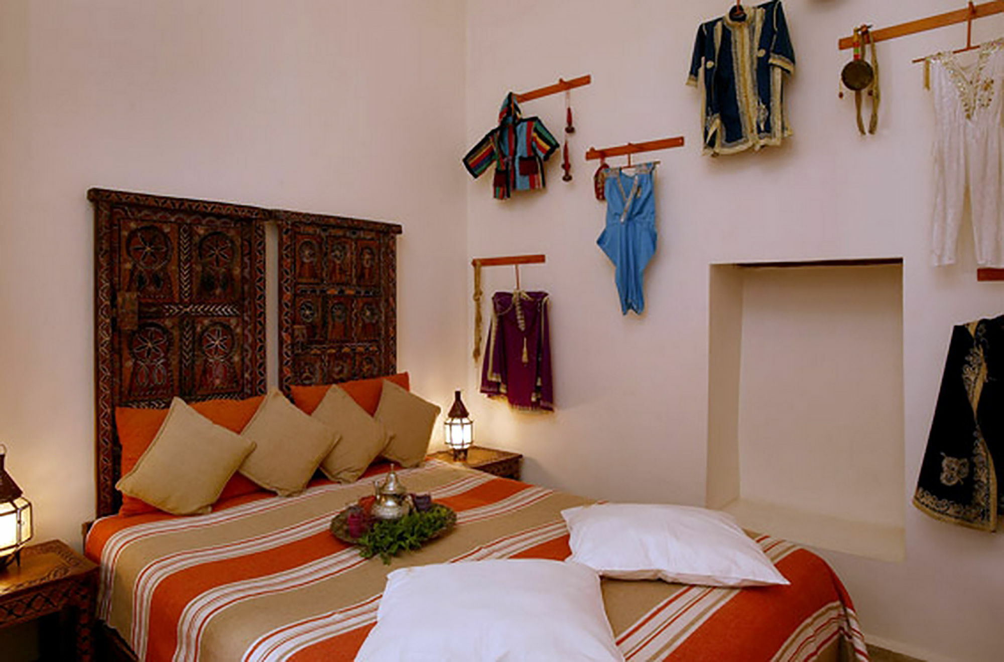 Riad Outsite