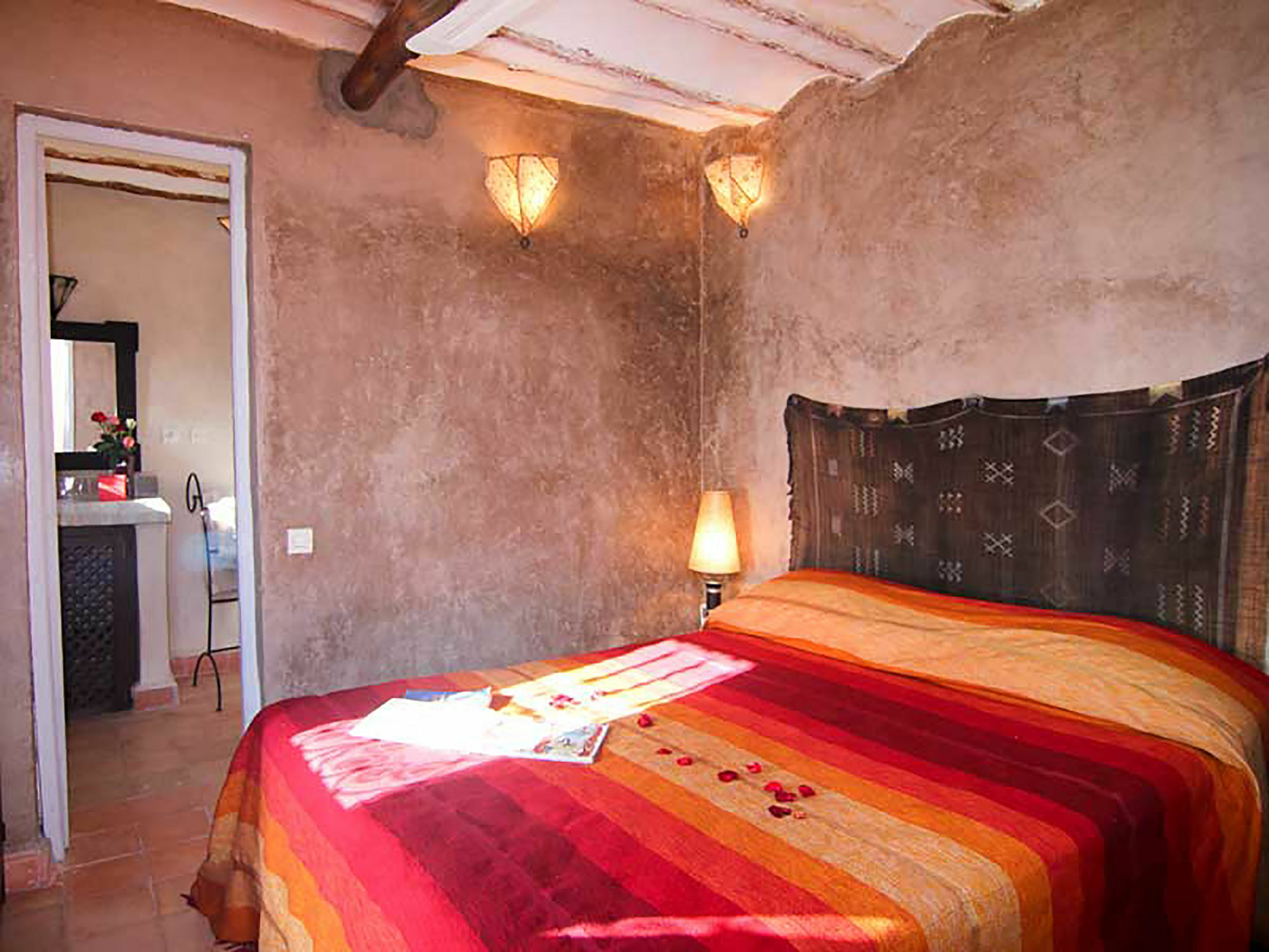 Riad Outsite 3*